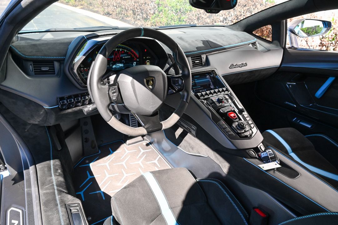 2019 Lamborghini Aventador