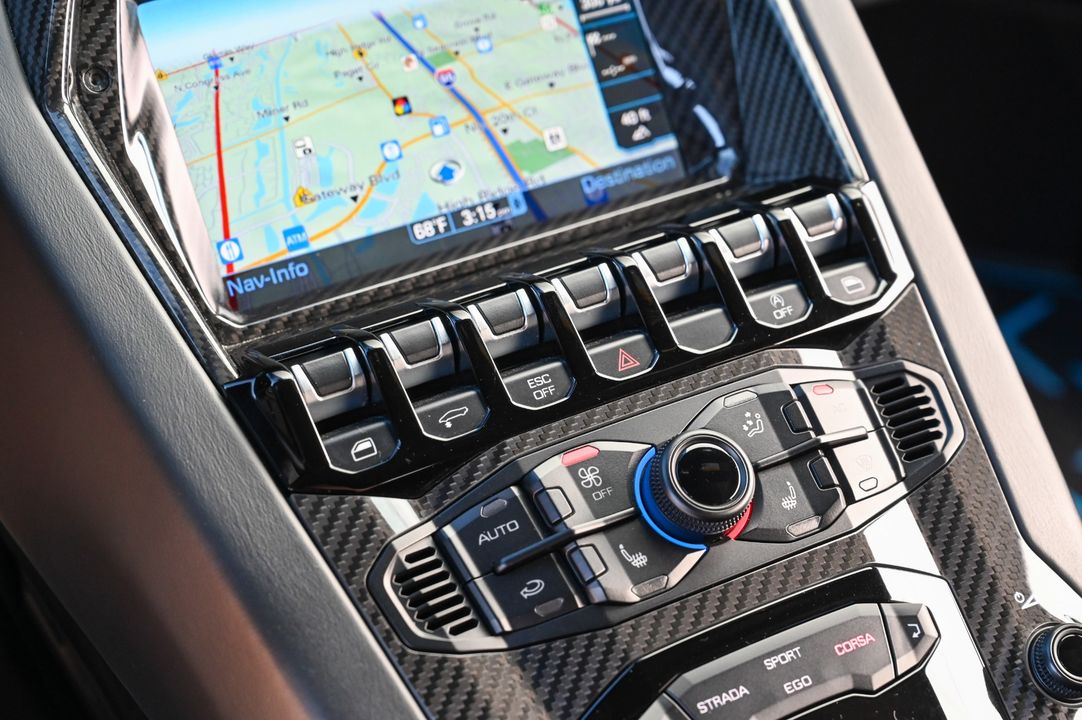 2019 Lamborghini Aventador