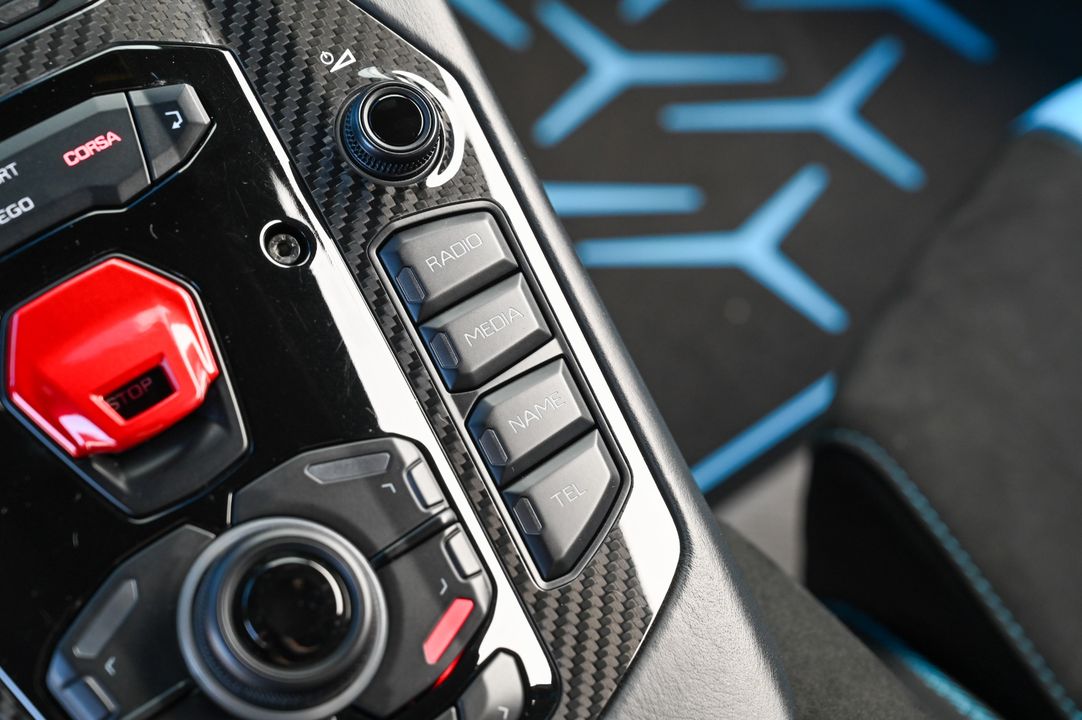 2019 Lamborghini Aventador