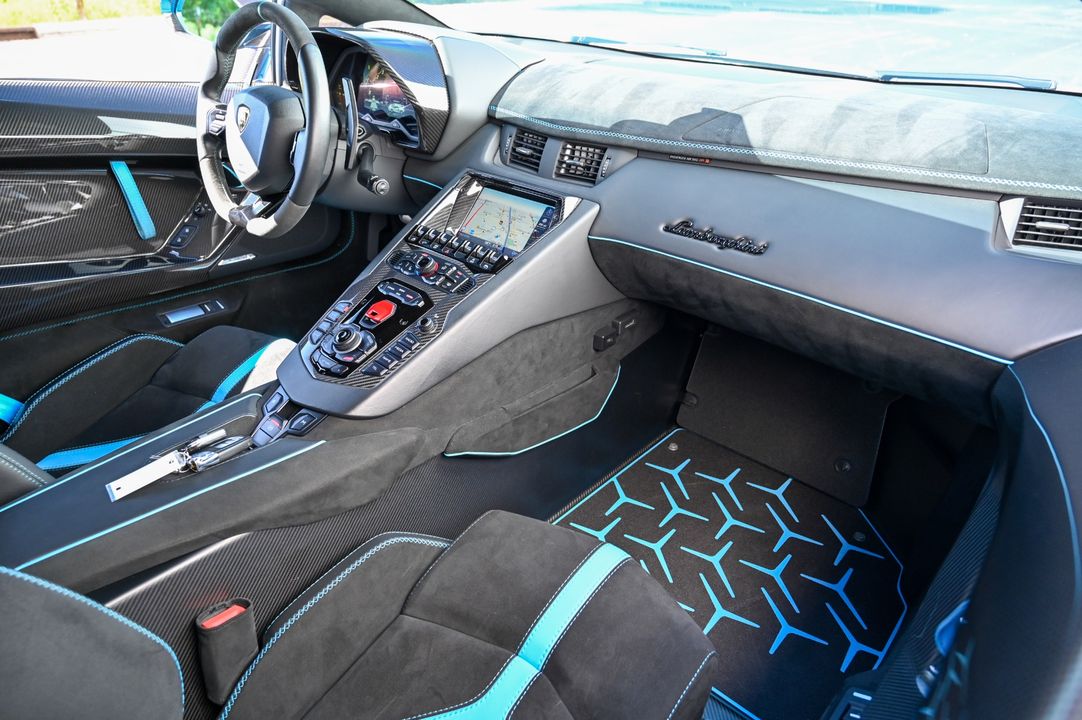 2019 Lamborghini Aventador