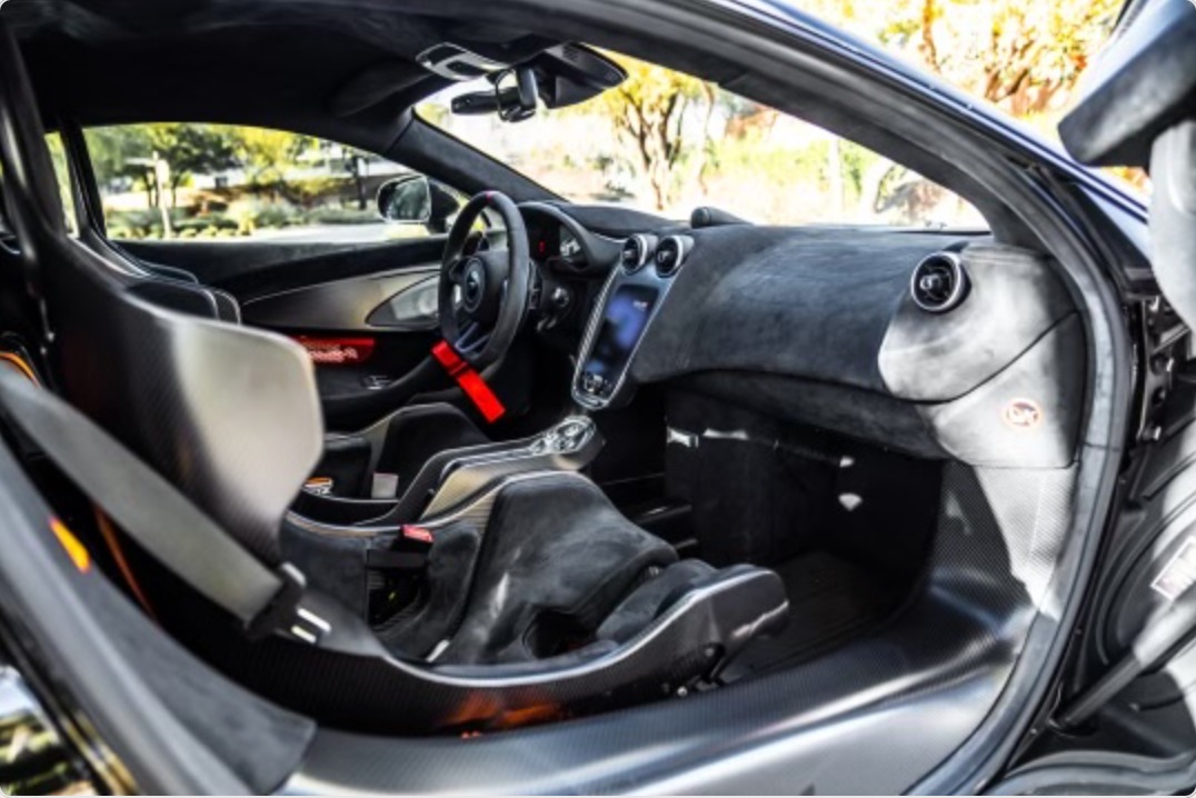 2020 McLaren 620R
