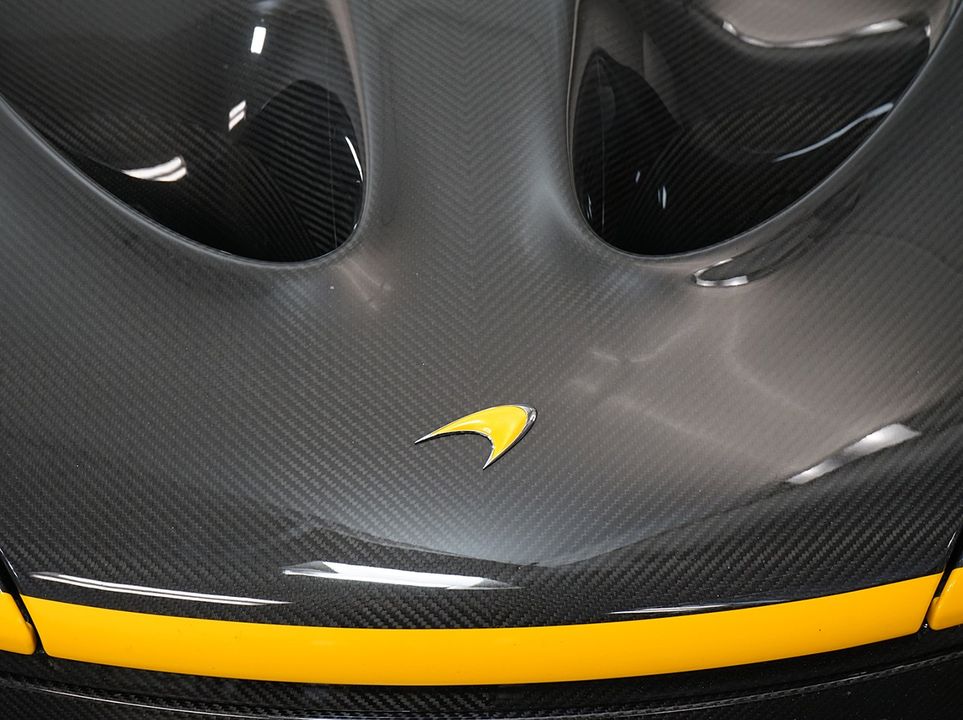 2013 McLaren P1