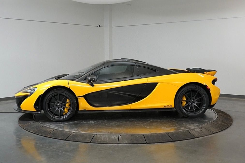 2013 McLaren P1