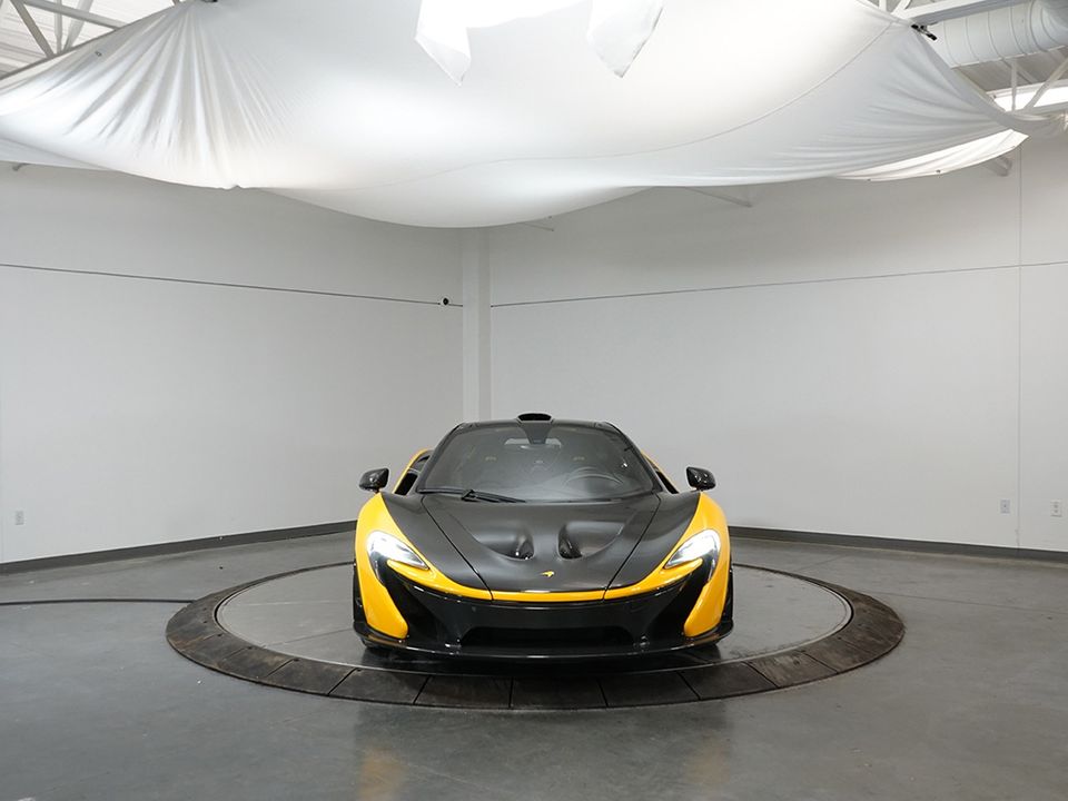 2013 McLaren P1