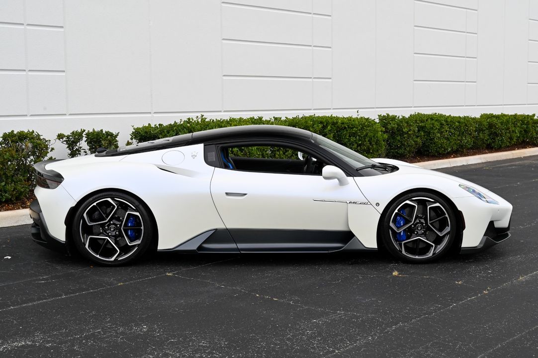 2022 Maserati MC20