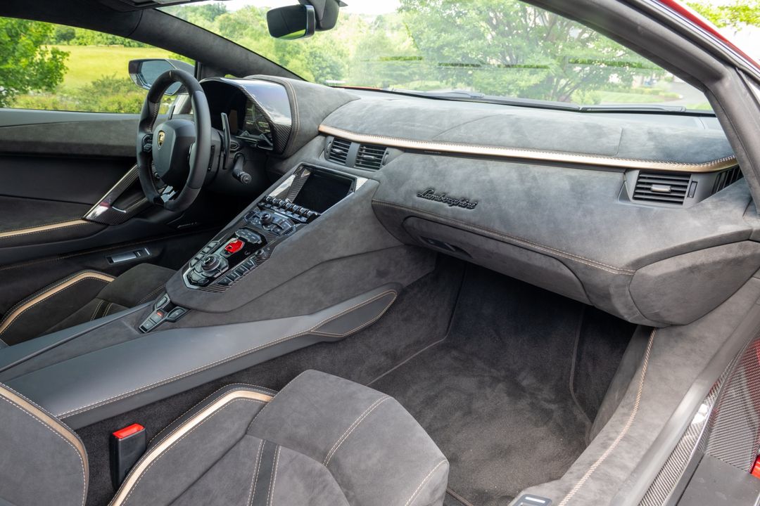 2022 Lamborghini Aventador