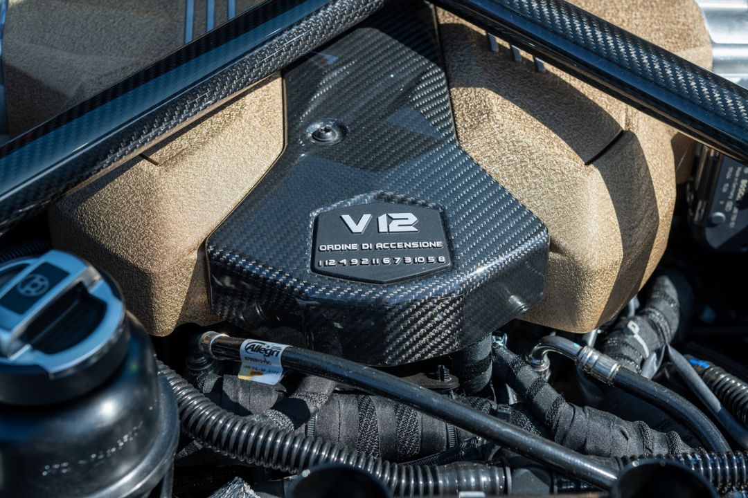 2022 Lamborghini Aventador