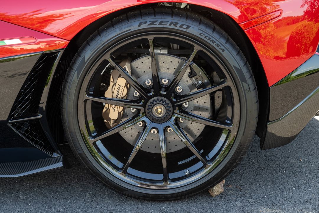 2022 Lamborghini Aventador