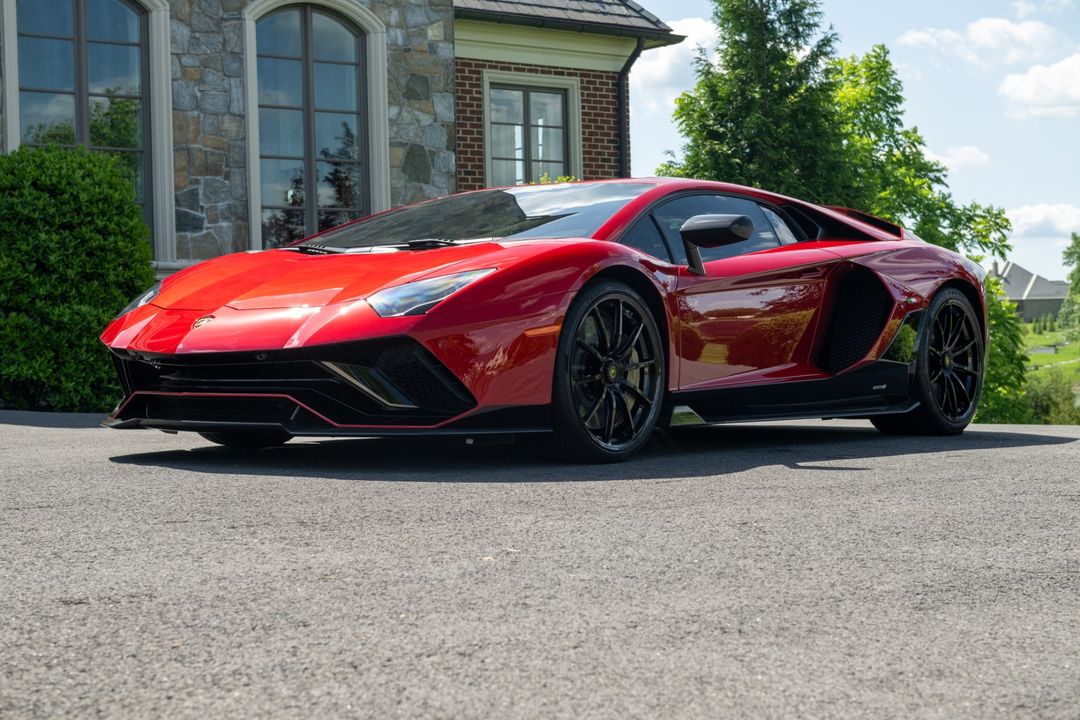 2022 Lamborghini Aventador