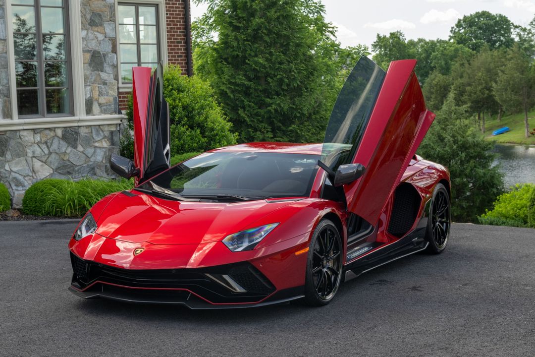 2022 Lamborghini Aventador