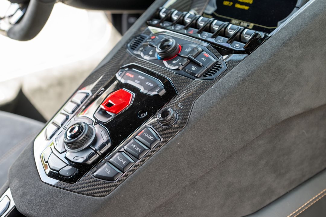 2022 Lamborghini Aventador
