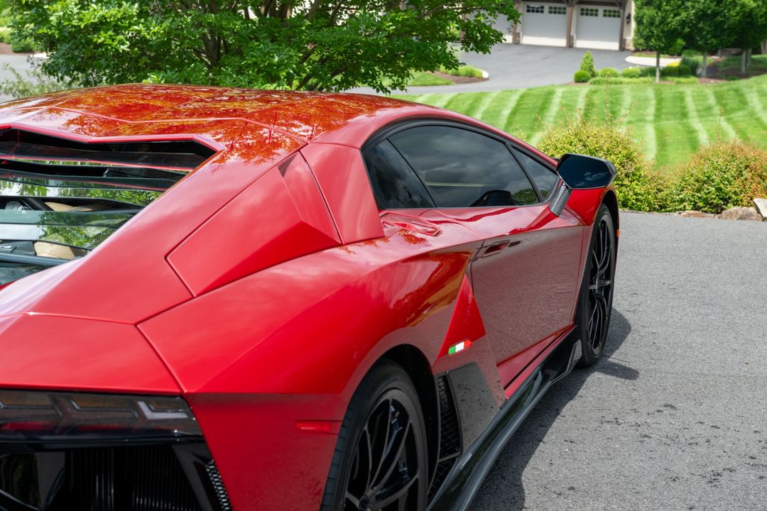 2022 Lamborghini Aventador