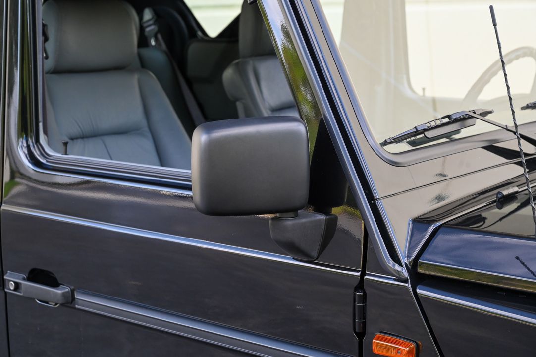 2000 Mercedes-Benz G500