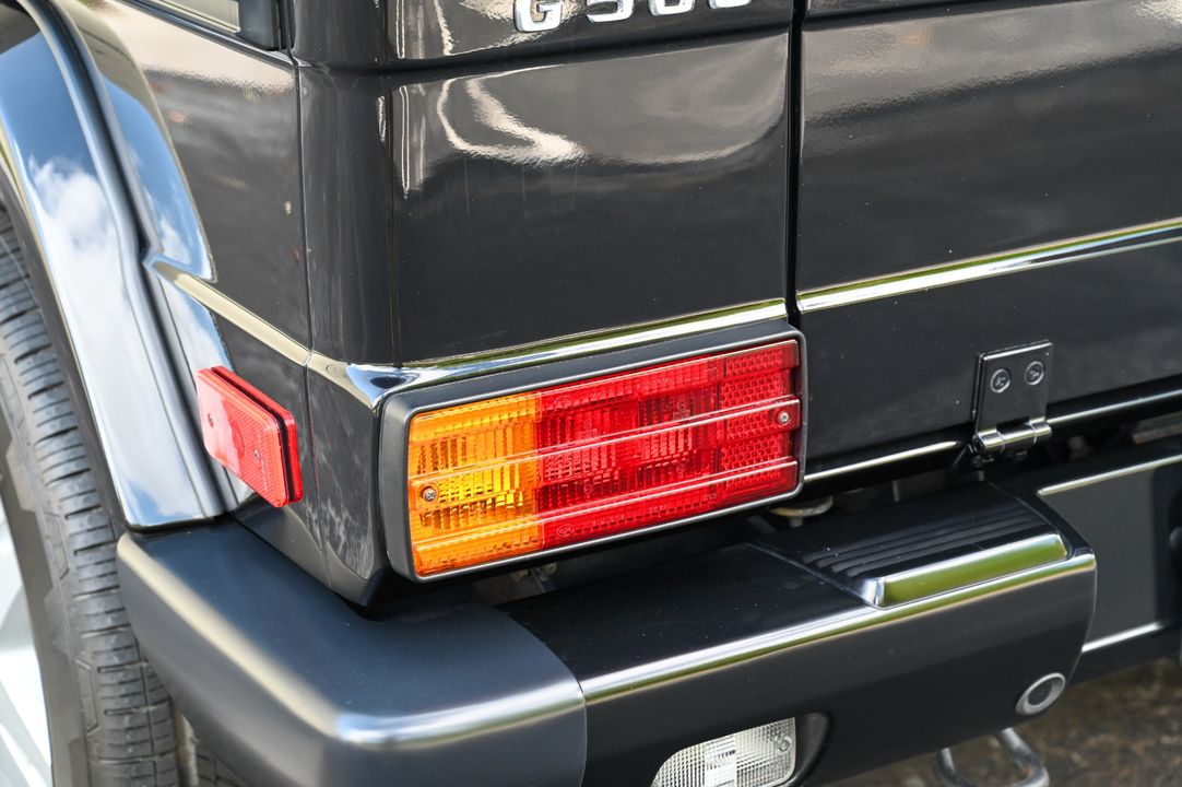 2000 Mercedes-Benz G500