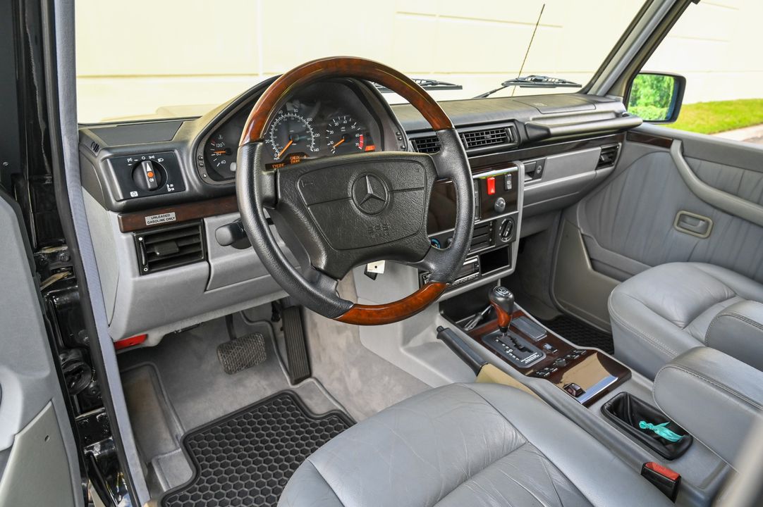 2000 Mercedes-Benz G500