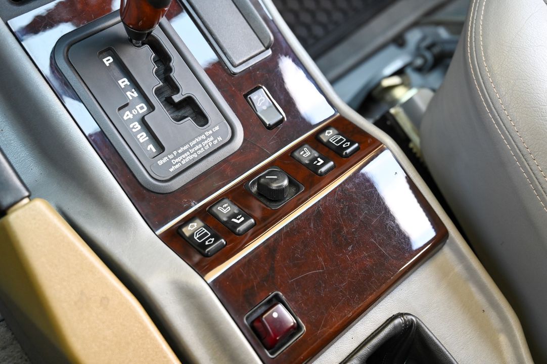 2000 Mercedes-Benz G500