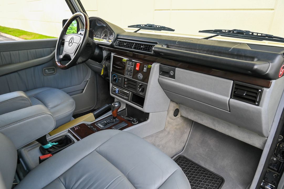 2000 Mercedes-Benz G500