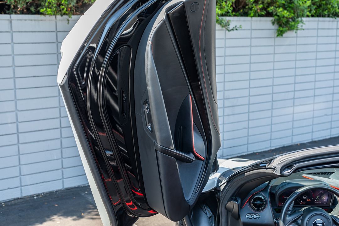 2020 McLaren 720S Spider