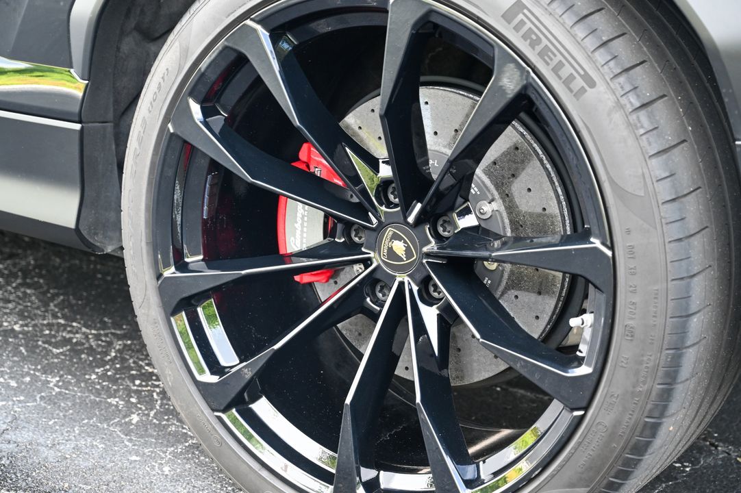 2020 Lamborghini Urus