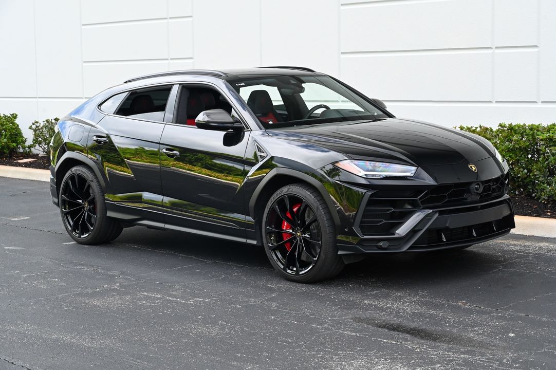 2020 Lamborghini Urus