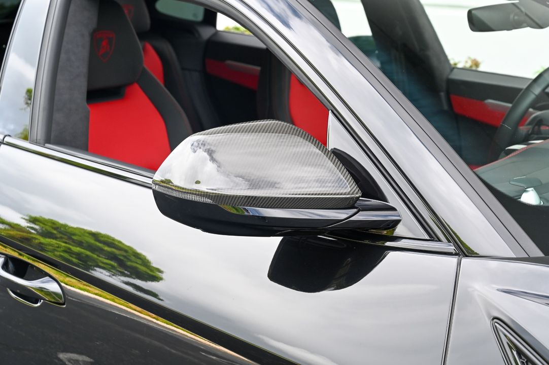 2020 Lamborghini Urus