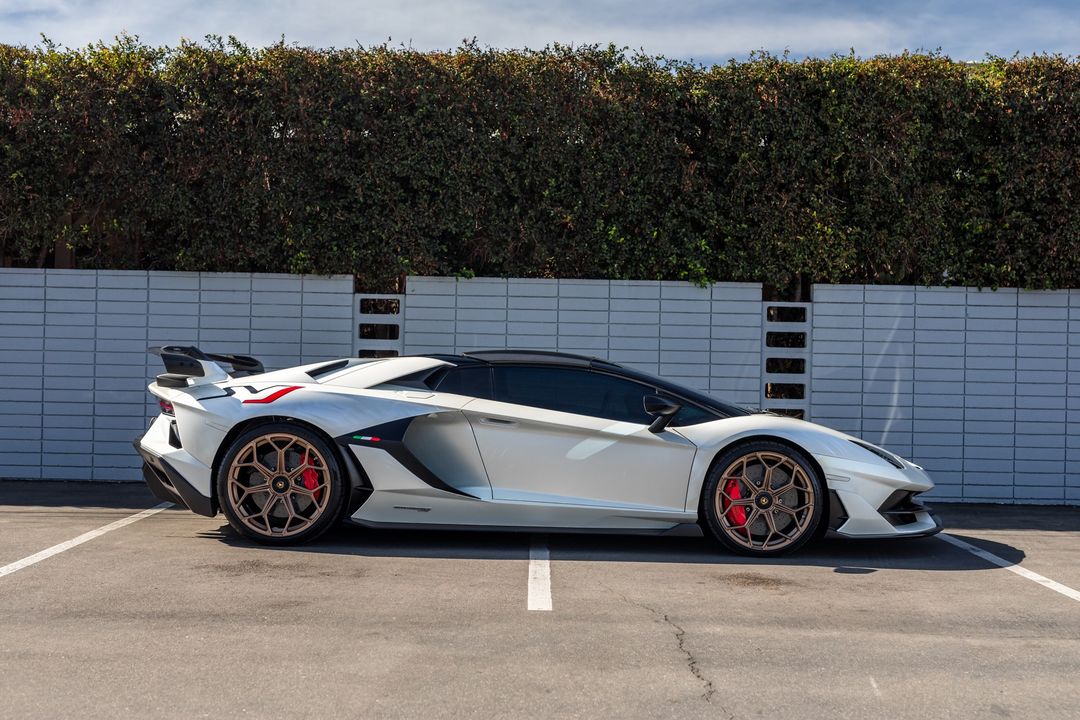 2020 Lamborghini Aventador