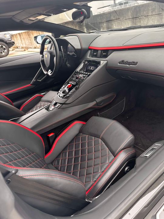 2018 Lamborghini Aventador