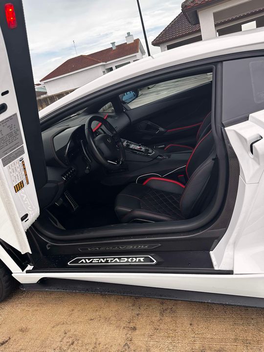 2018 Lamborghini Aventador