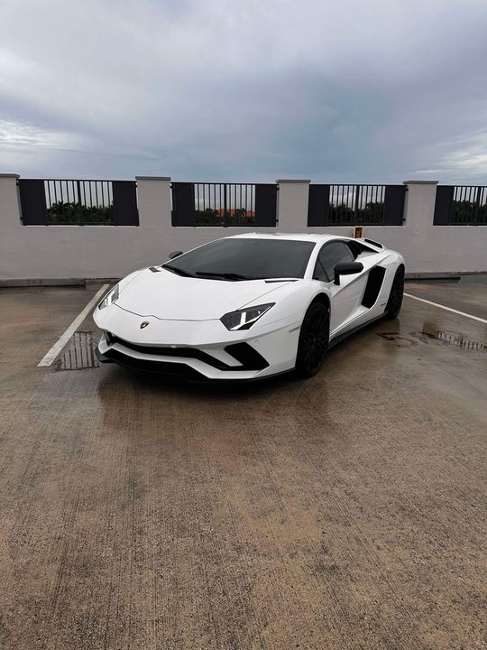 2018 Lamborghini Aventador