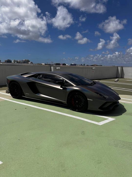 2018 Lamborghini Aventador