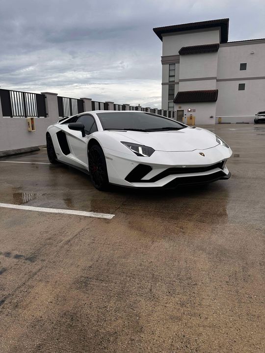 2018 Lamborghini Aventador