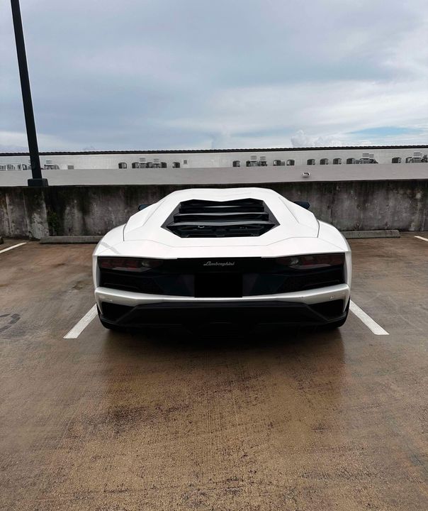 2018 Lamborghini Aventador