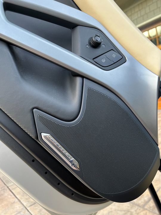 2014 Lamborghini Aventador Roadster