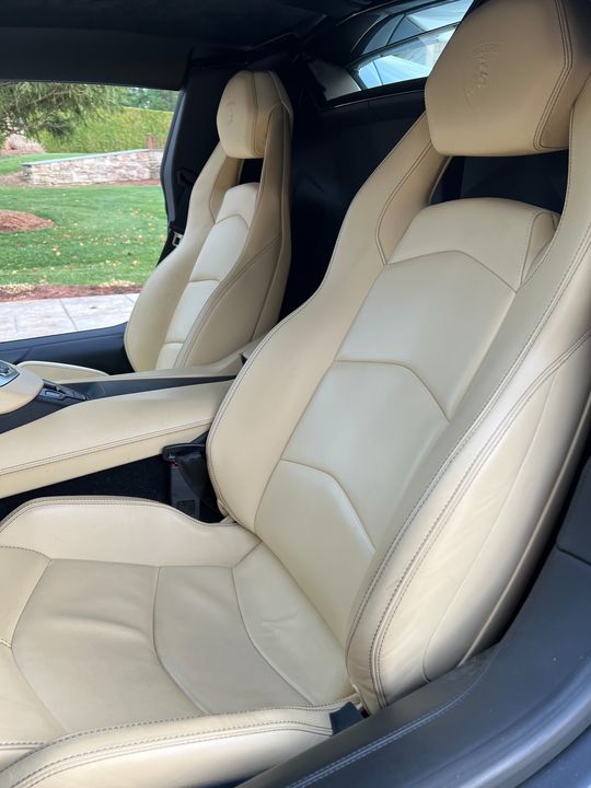 2014 Lamborghini Aventador Roadster