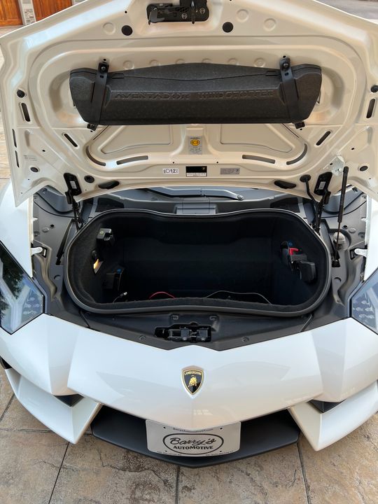 2014 Lamborghini Aventador Roadster