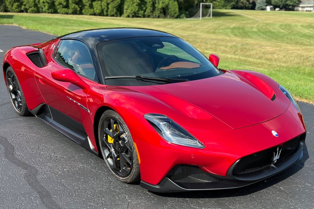 2023 Maserati MC20