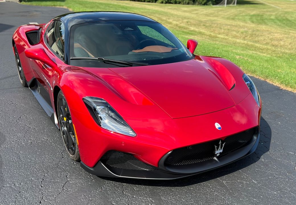2023 Maserati MC20