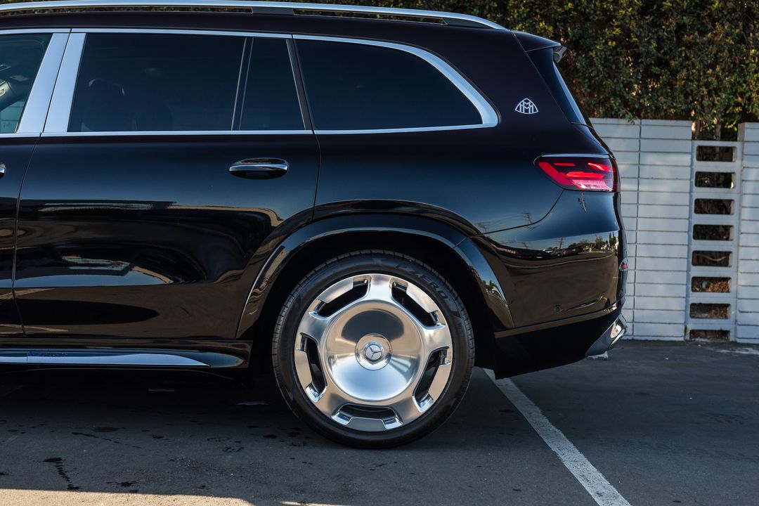 2024 Mercedes-Benz GLS