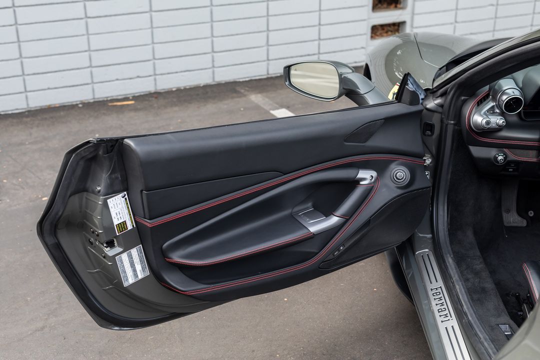 2021 Ferrari F8 Spider