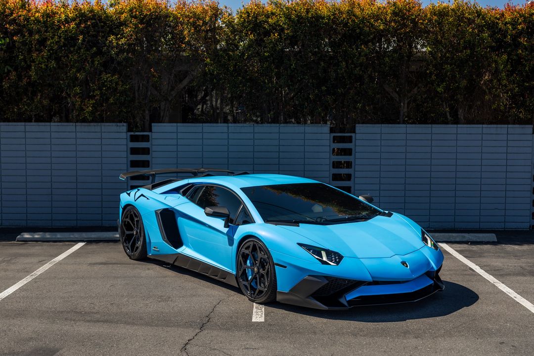 2016 Lamborghini Aventador