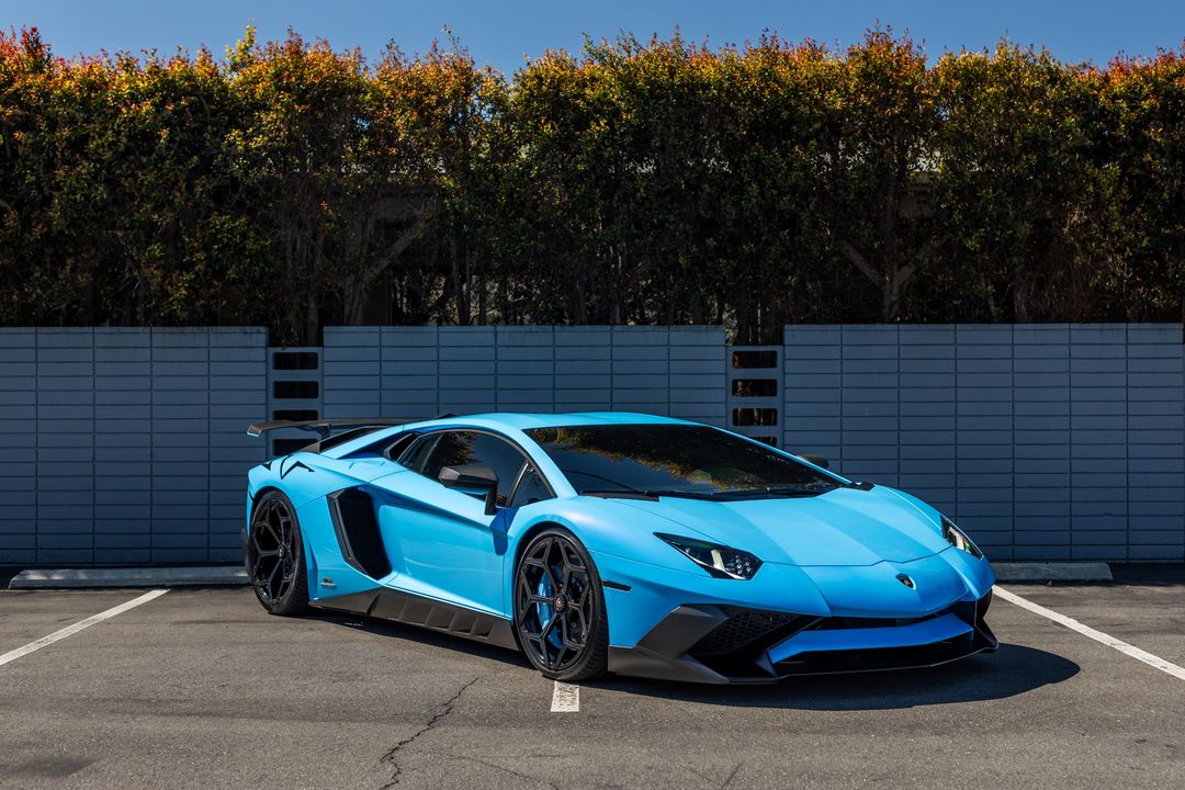 2016 Lamborghini Aventador