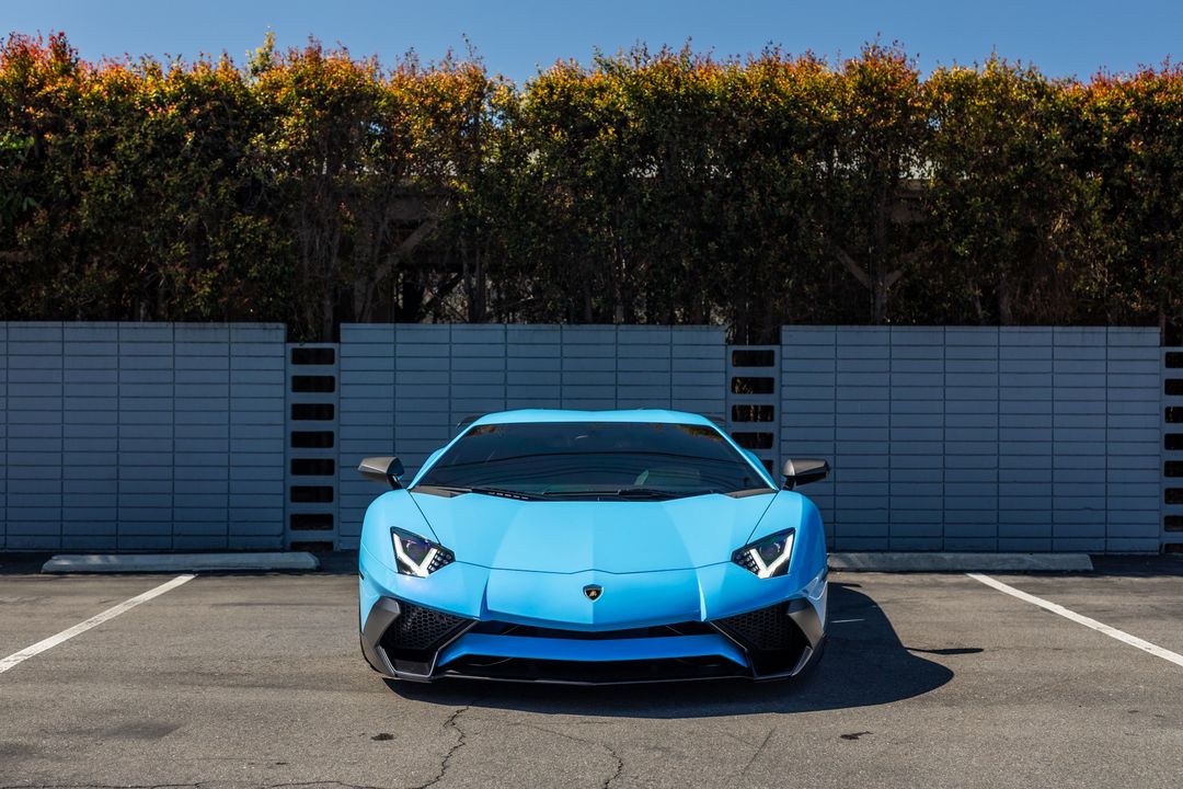 2016 Lamborghini Aventador
