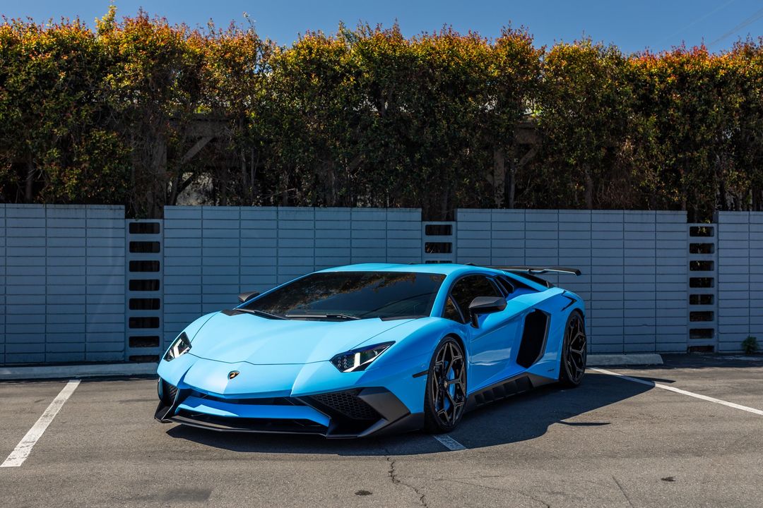 2016 Lamborghini Aventador