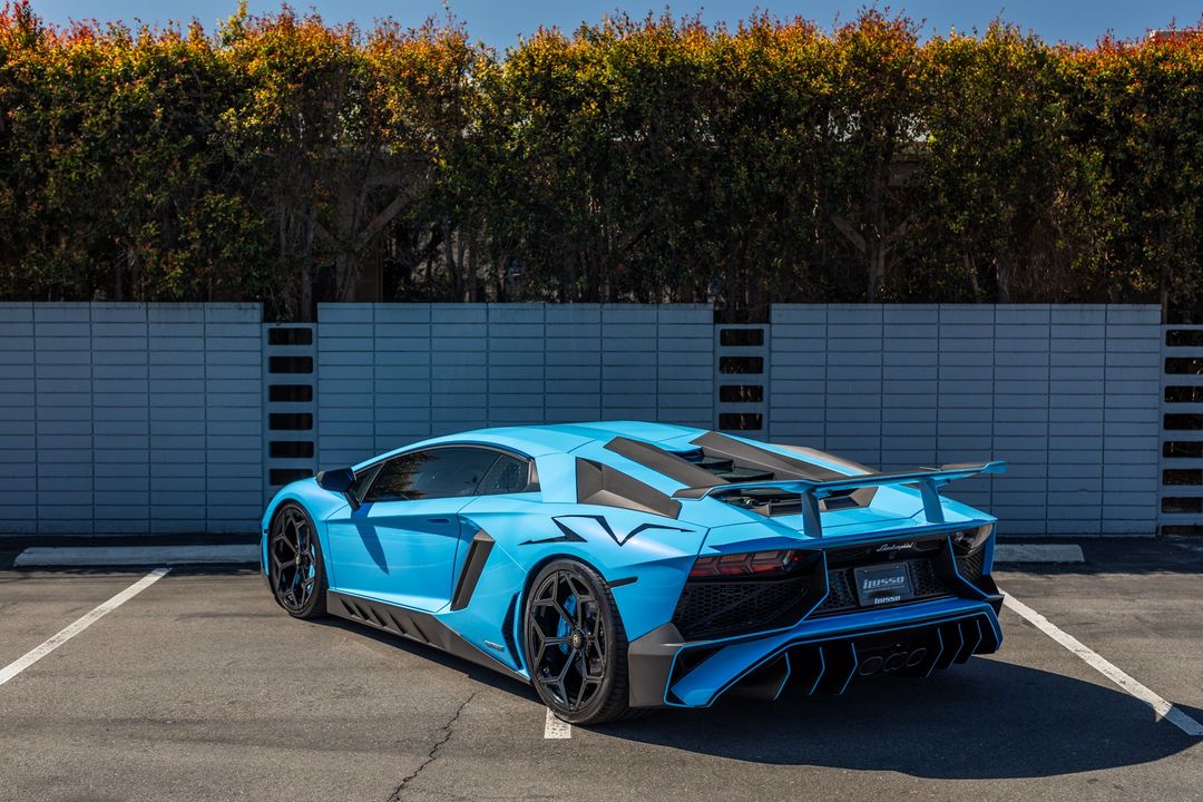 2016 Lamborghini Aventador