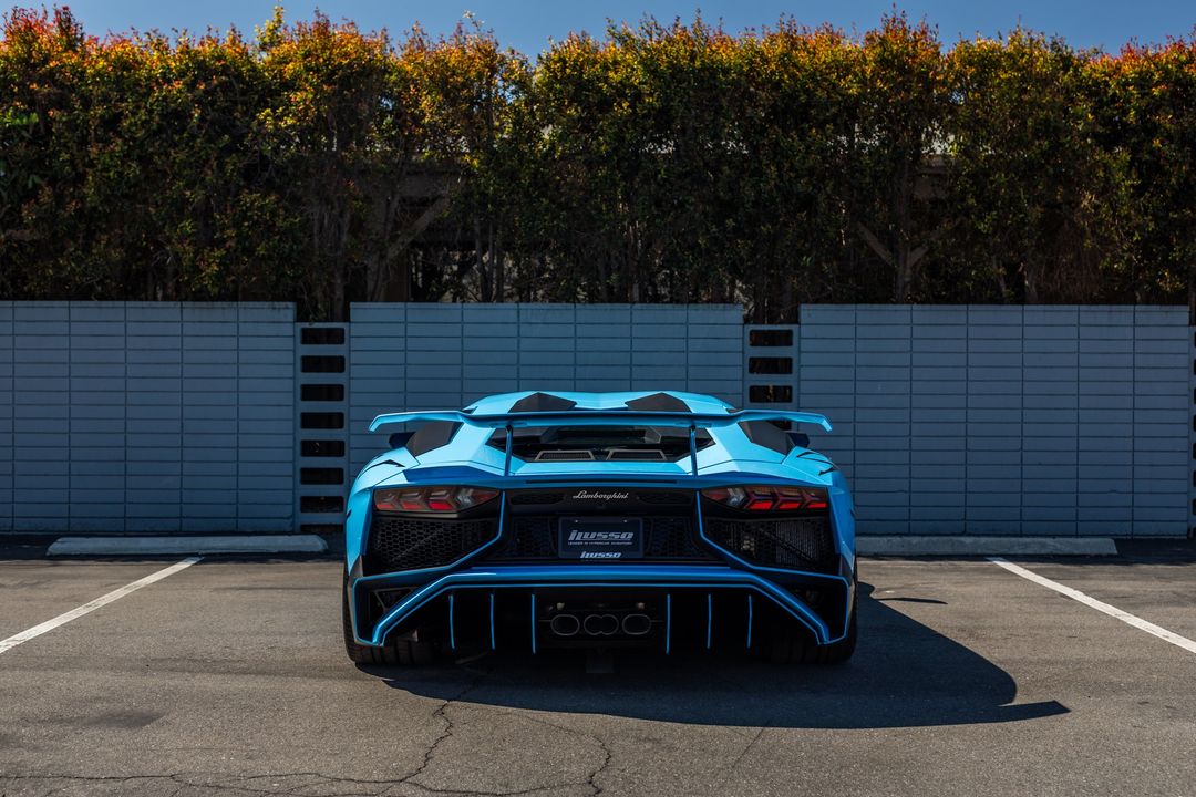 2016 Lamborghini Aventador