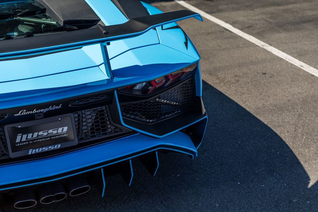 2016 Lamborghini Aventador