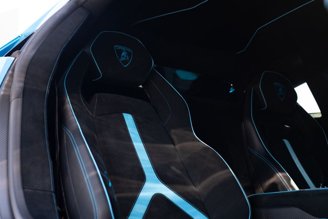 2016 Lamborghini Aventador
