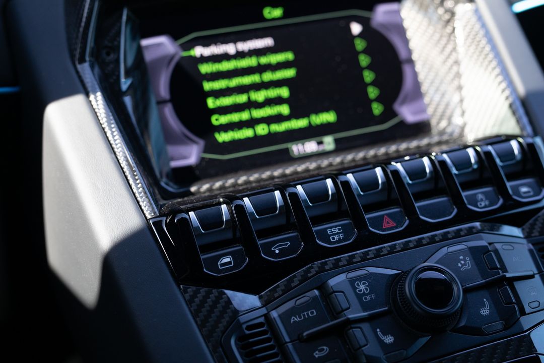 2016 Lamborghini Aventador