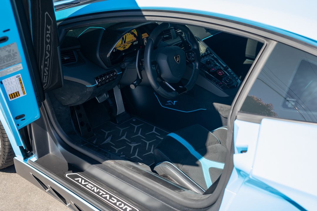 2016 Lamborghini Aventador