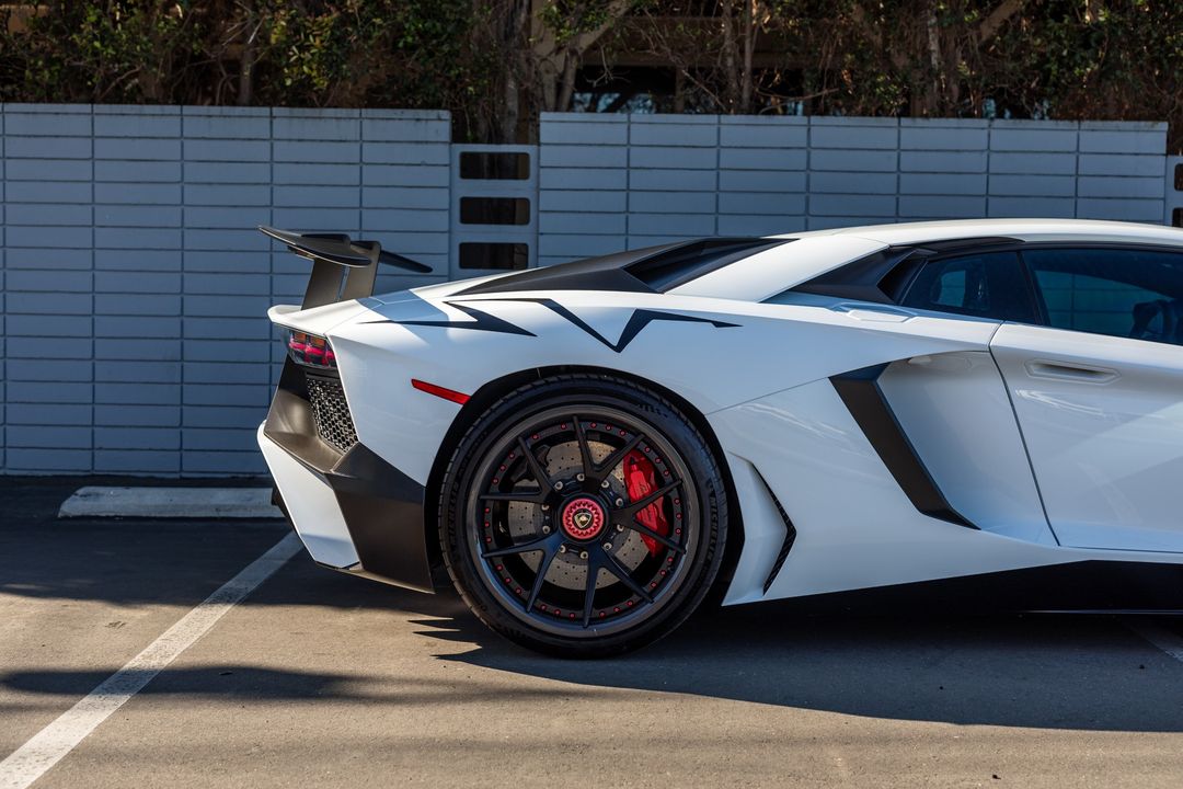 2016 Lamborghini Aventador